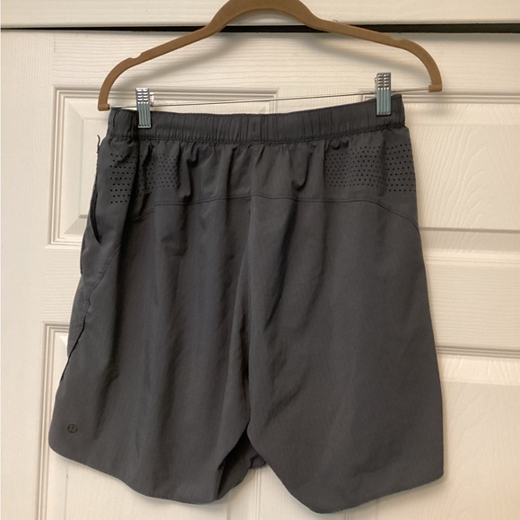 💥PRICE DROP💥 Men’s Lululemon Shorts - Picture 2 of 4